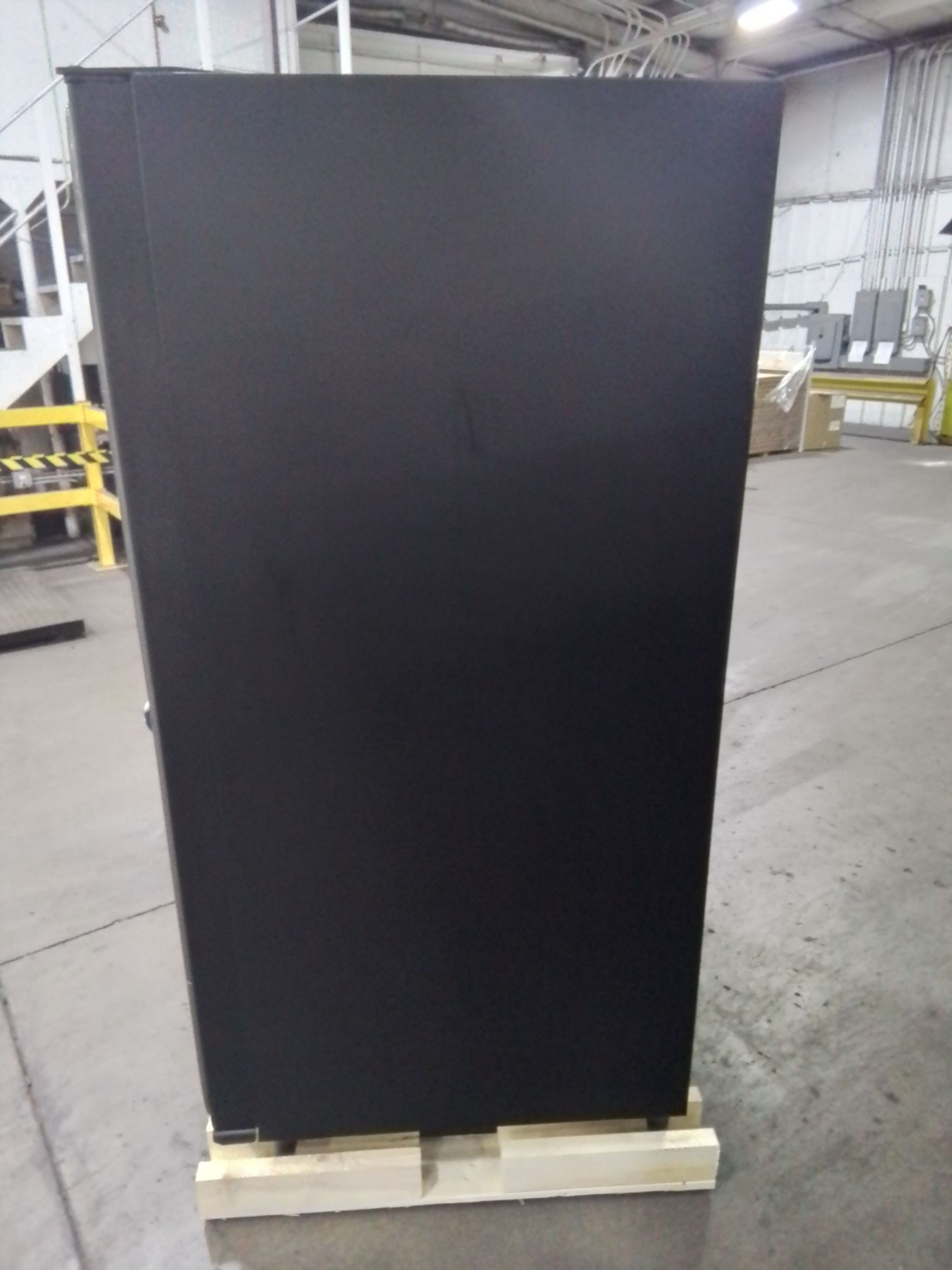 USI 40-Selection Snack & Candy Vending Machine - Used