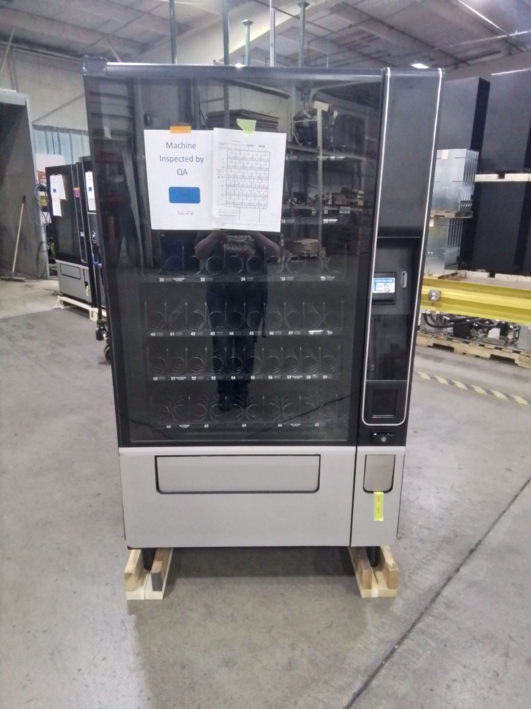 USI 40-Selection Premium Snack & Candy Vending Machine - Used