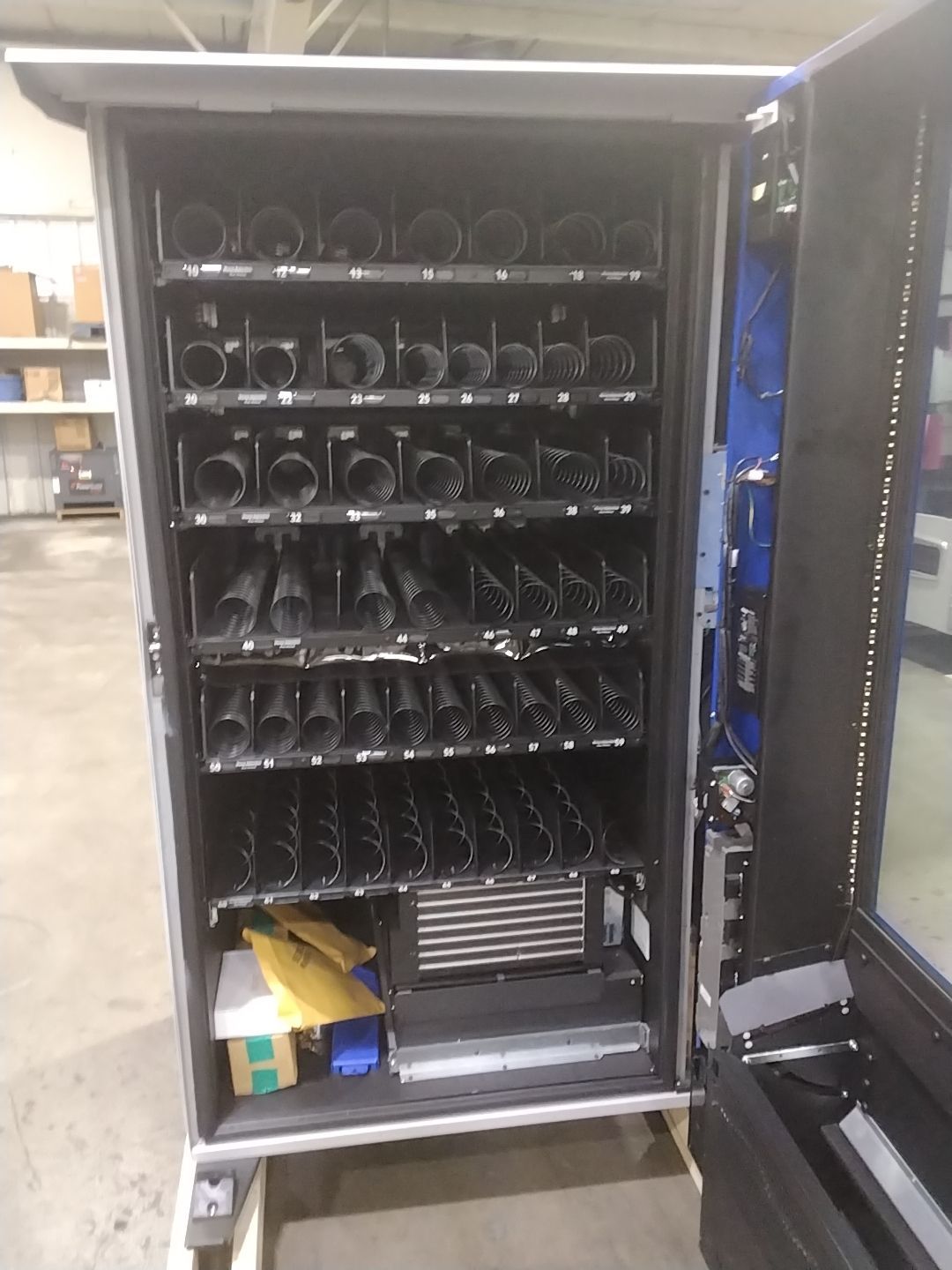 USI High Security Outdoor Car Wash Vending Machine-Used