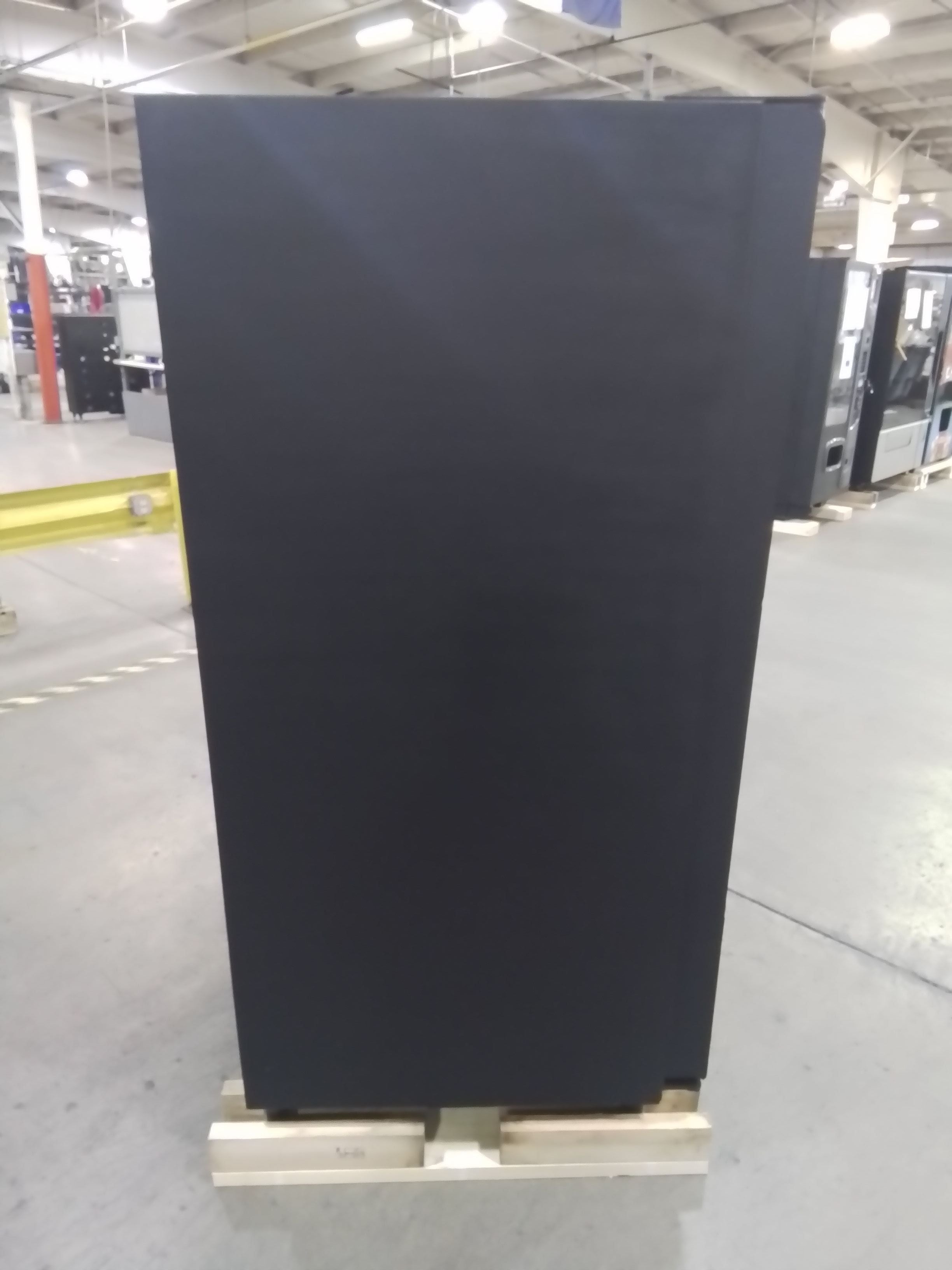 USI 40-Selection Premium Snack & Candy Vending Machine - Used