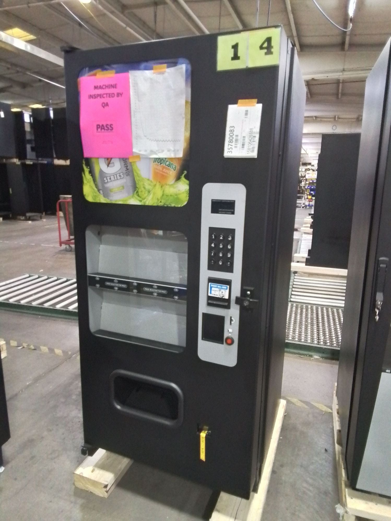 USI 10-Selection Cold Drink Vending Machine - Used
