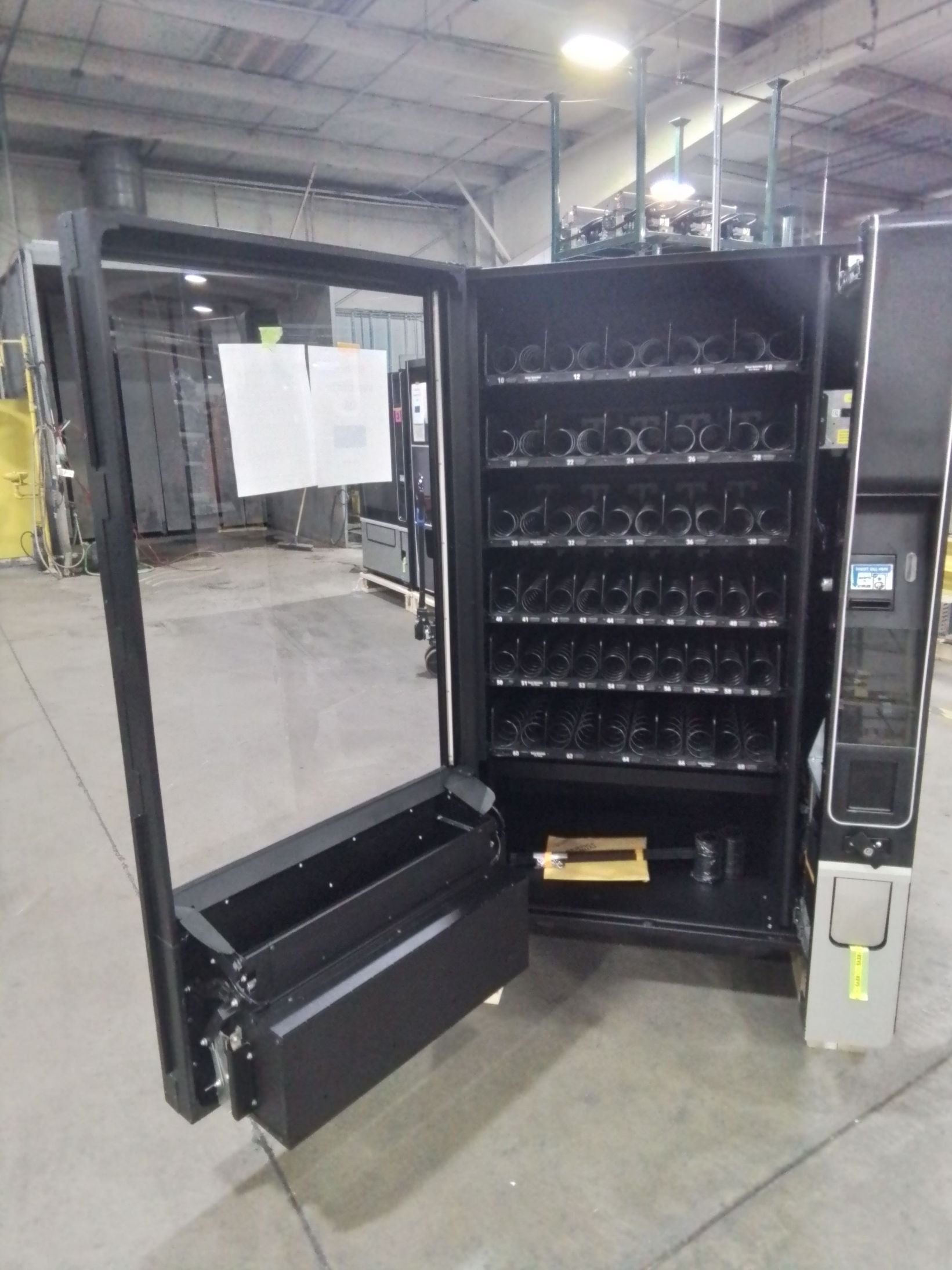 USI 40-Selection Premium Snack & Candy Vending Machine - Used