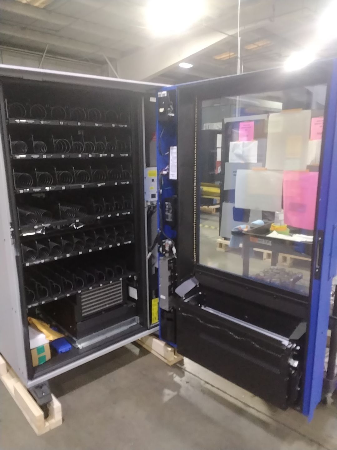 USI High Security Outdoor Car Wash Vending Machine-Used